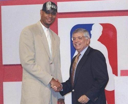 运作往往依 运作往往依