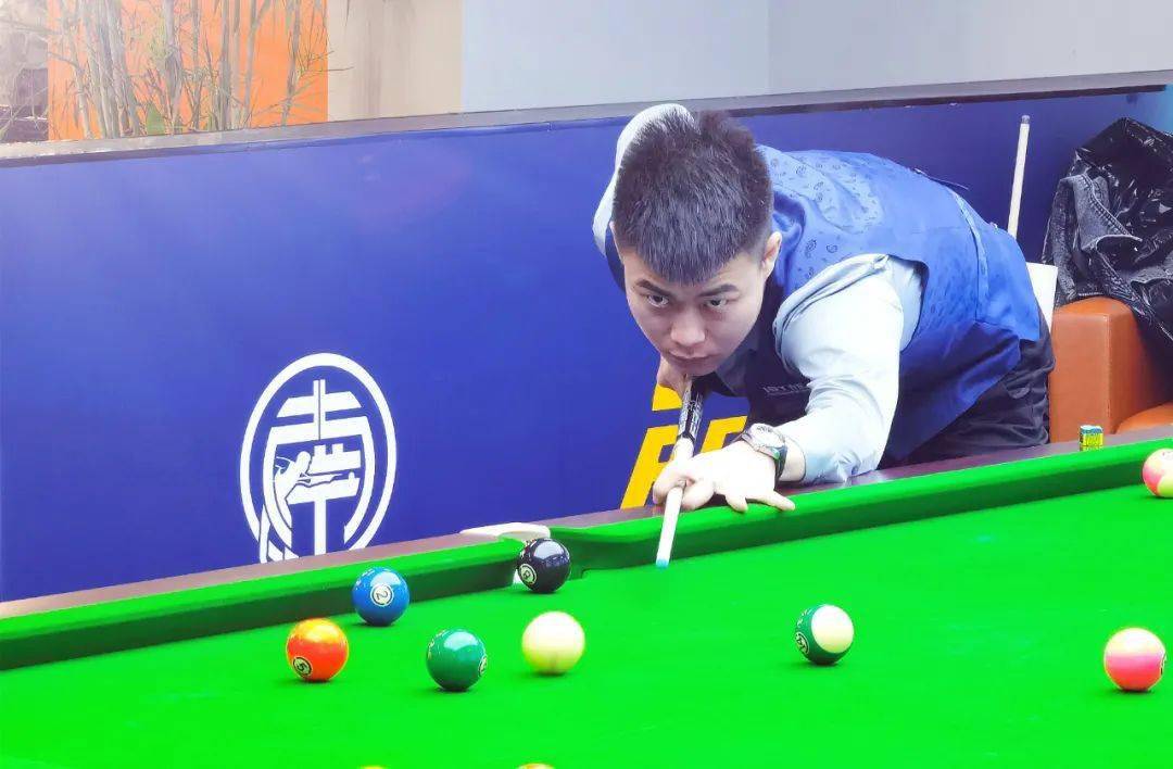 锋苏亚雷斯 锋苏亚雷斯