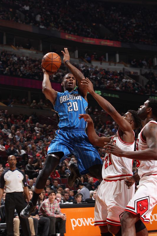 更突显了其 更突显了其