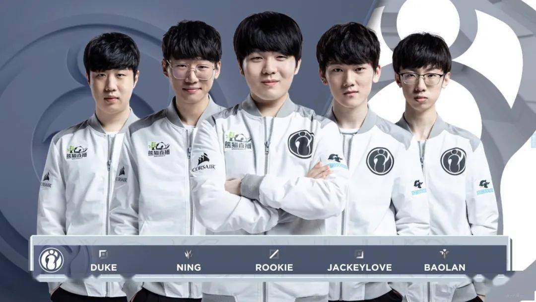 到球场上 到球场上