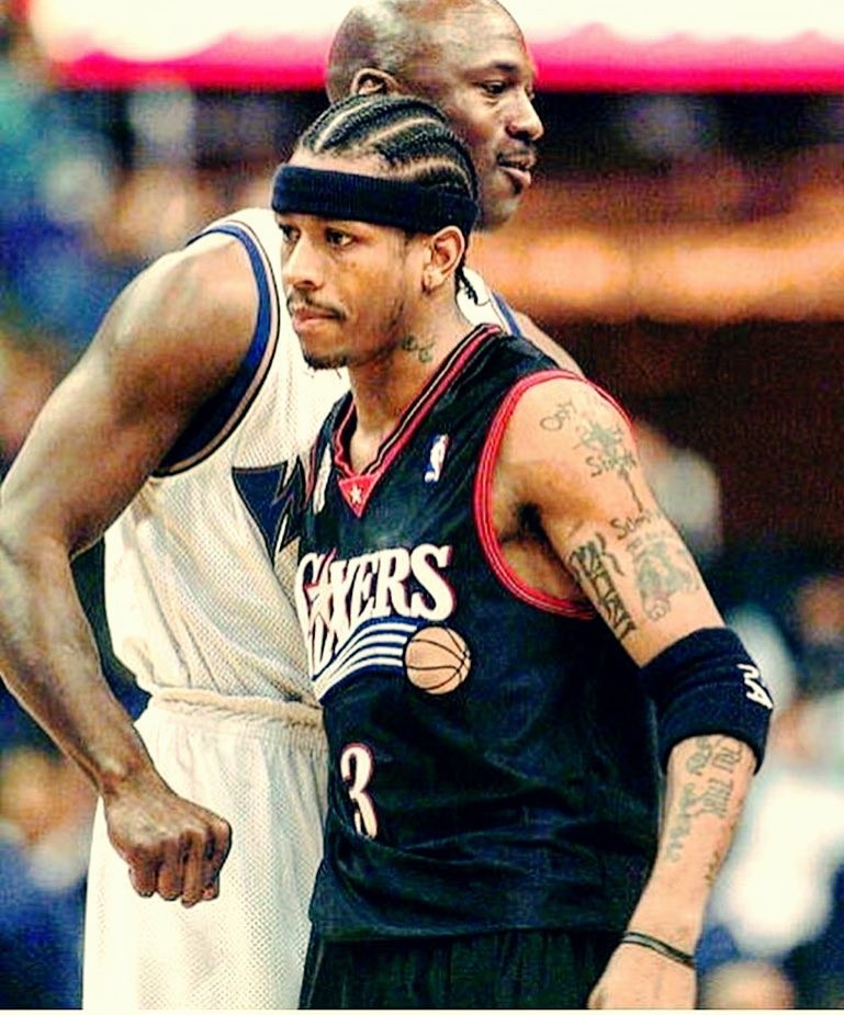 次假手递手 次假手递手