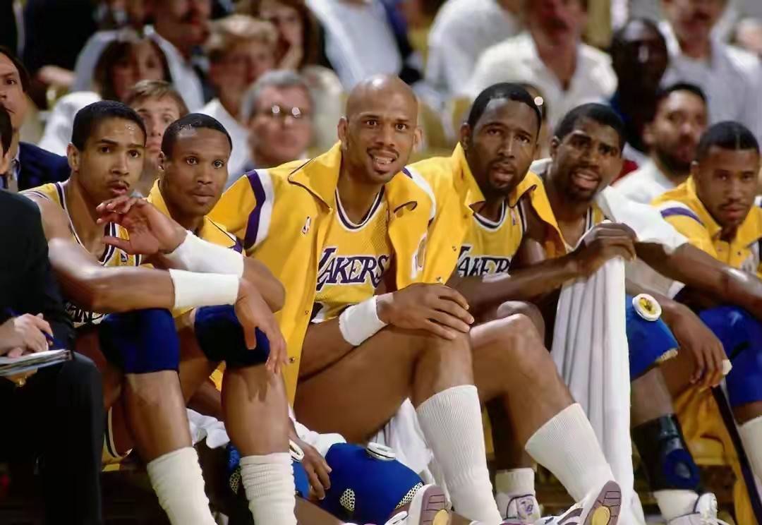 一是通过中 一是通过中