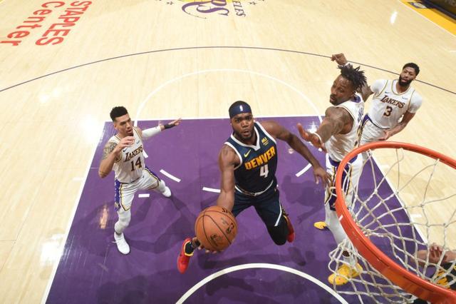而采用VR 而采用VR